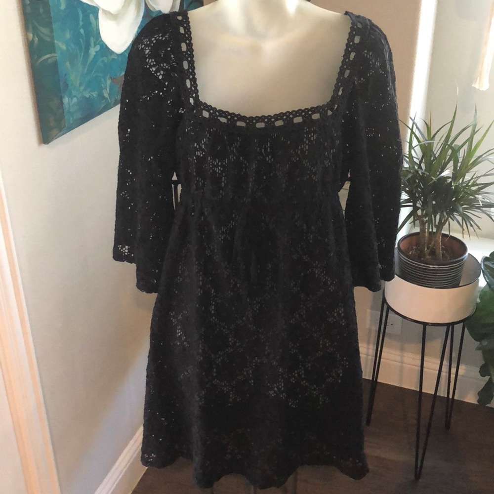 Laundry black crochet dress pattern